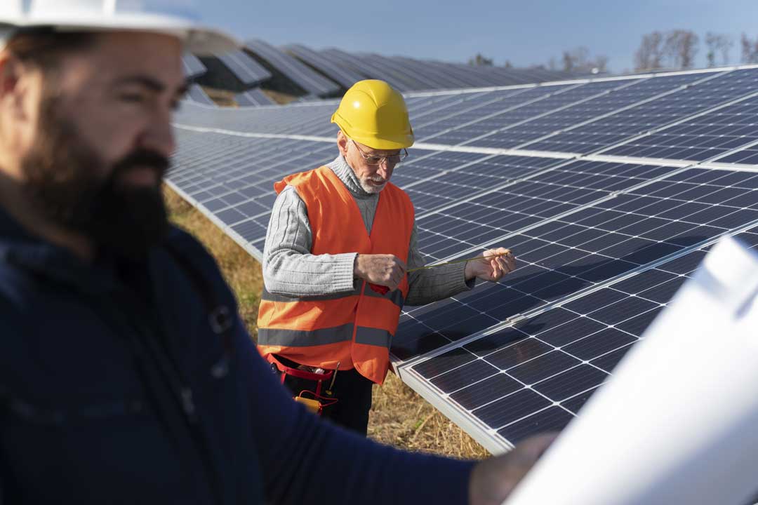 formarse en instalación de placas solares fotovoltaicas